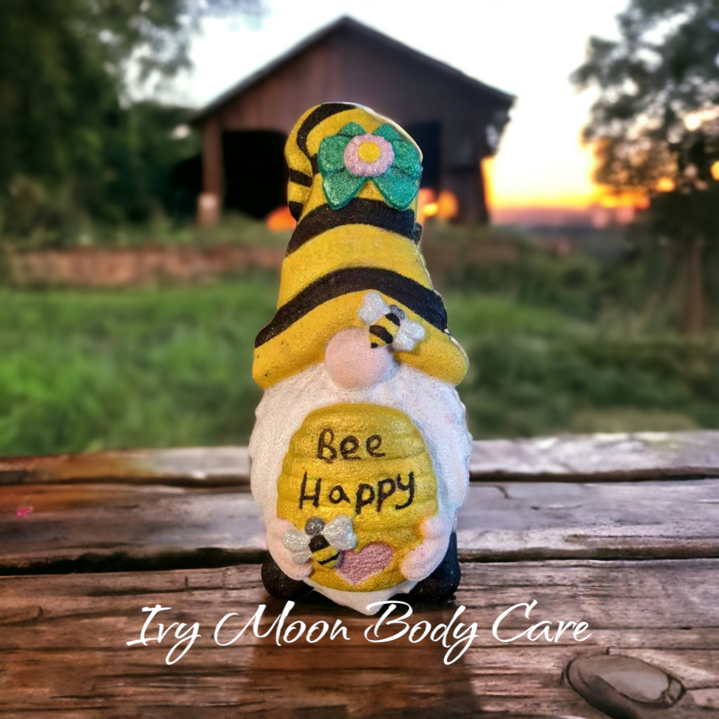 Bee Gnome Bath Bomb