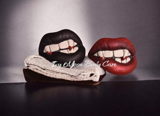 Vampire Lips Bath Bomb