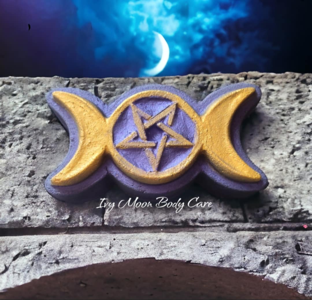 Triple Moon Goddess Bath Bomb