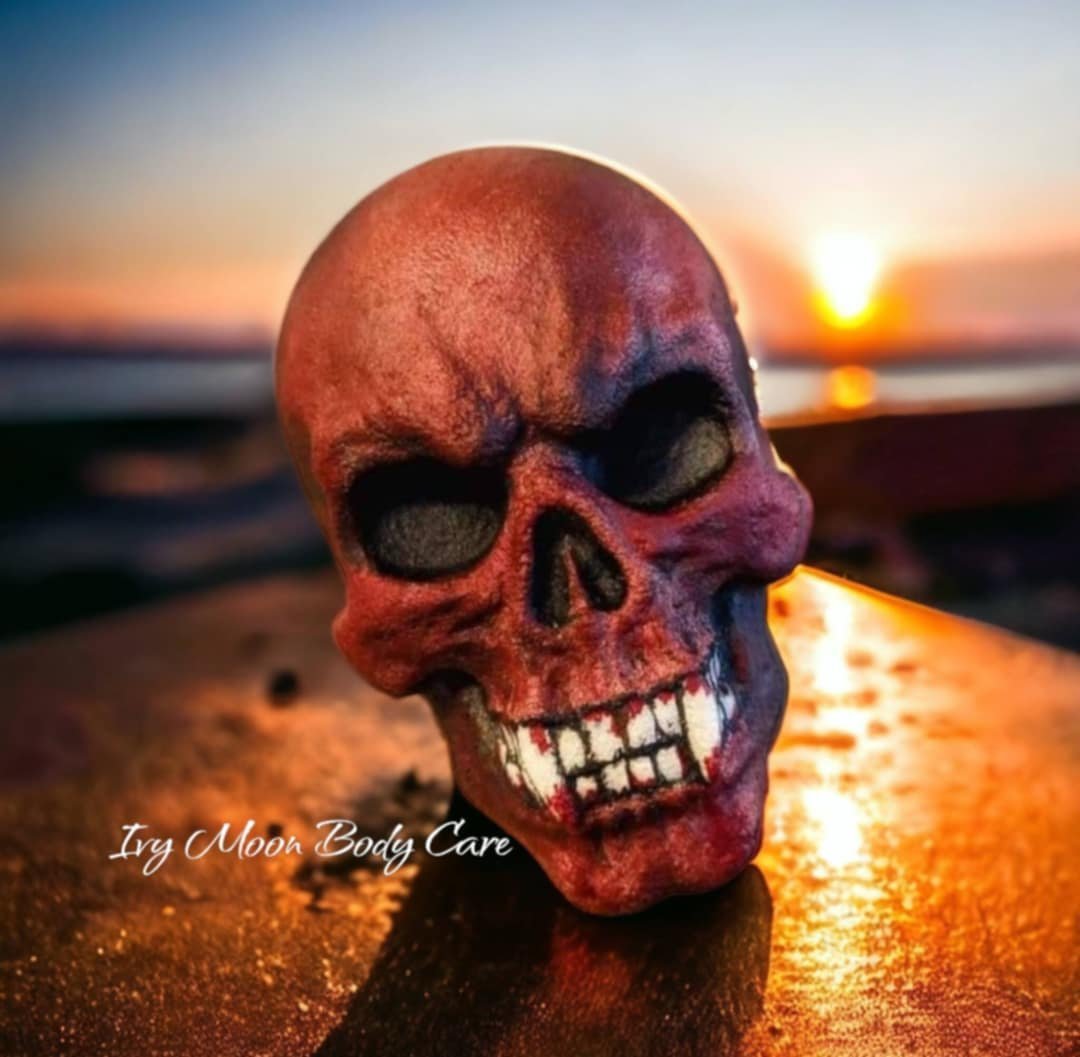 Vampire Skull bath bomb