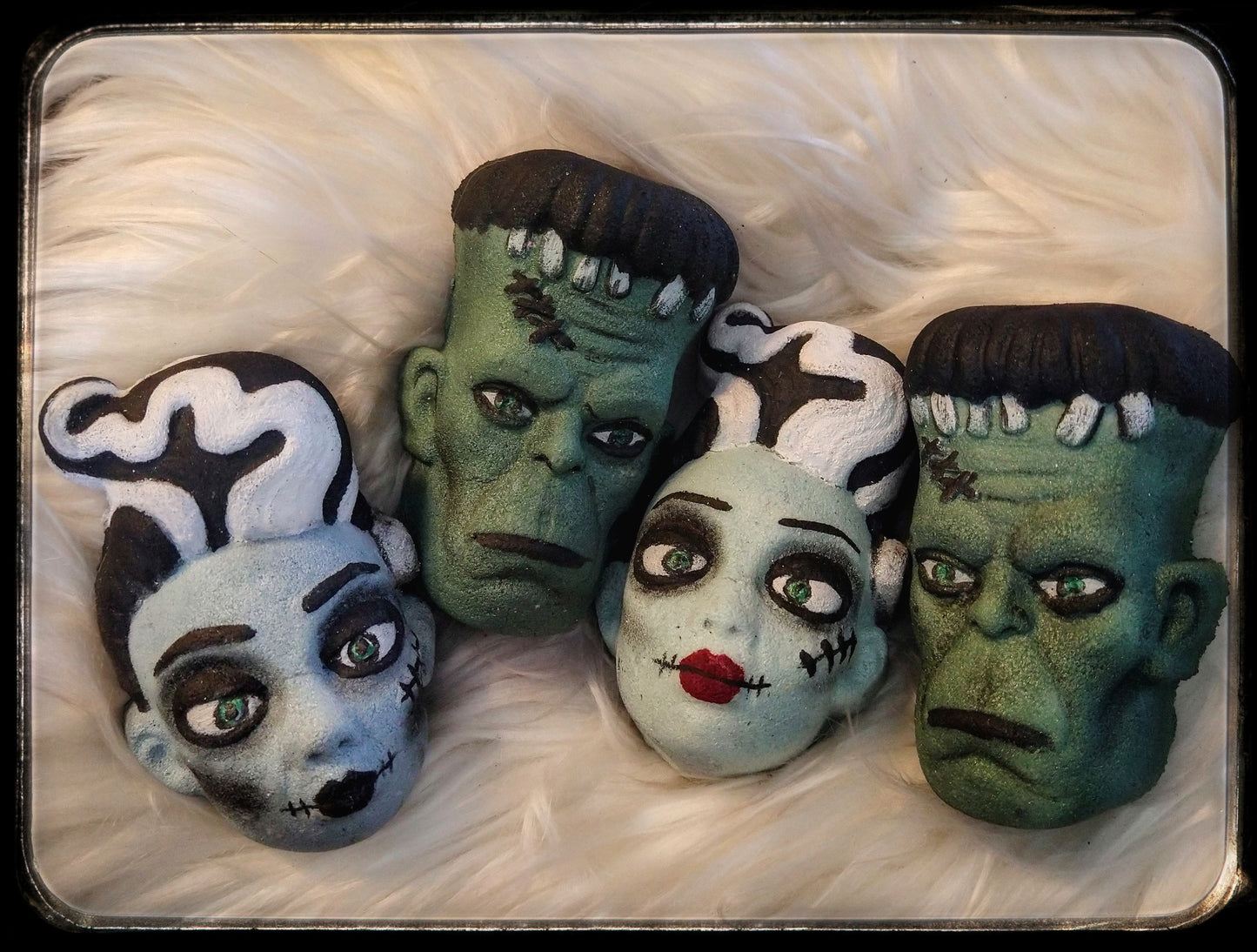 Frankenstein And Bride bath bomb