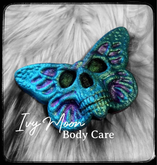 Skull Faced Moth Bath Bomb